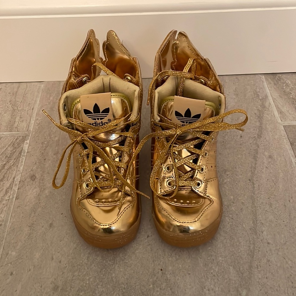 Adidas Jeremy Scott runners, toddler size 6. Great condition.